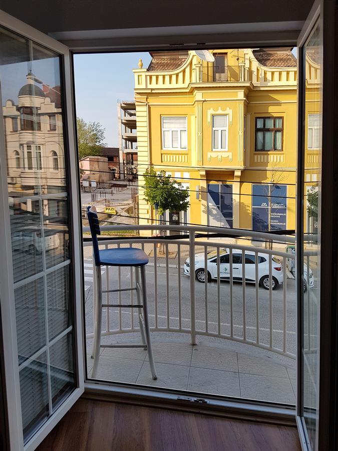 Villa Jelena - Sobe Kragujevac Luaran gambar